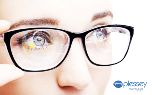 Lady with AR smart glasses